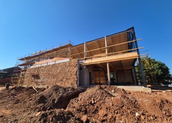 AMOTOLO SE STEEL FABRICATION ERECTION ON SITE