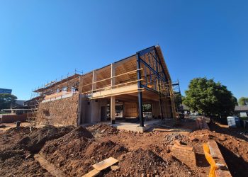 AMOTOLO SE STEEL FABRICATION ERECTION ON SITE